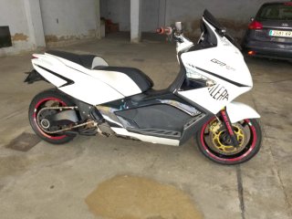Gilera GP 839 Maxi Scooter