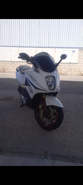 Gilera GP 839 Maxi Scooter