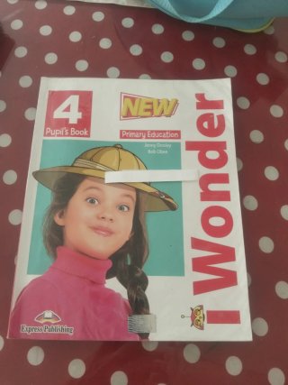 Libro inglés wonder 4 primaria express publishing