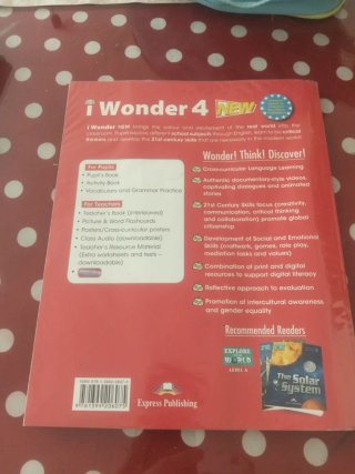 Libro inglés wonder 4 primaria express publishing