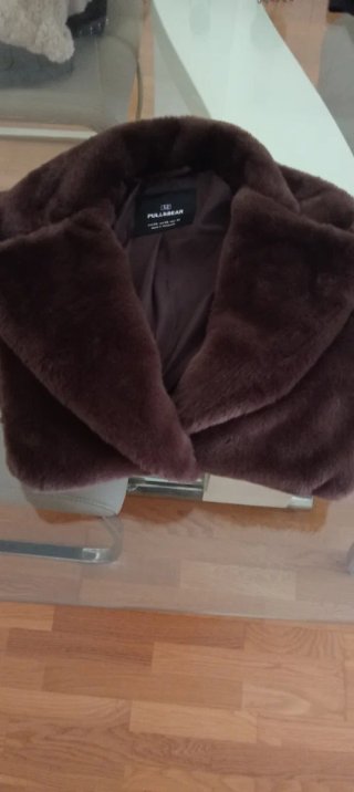 Abrigo pelo efecto pelo  Pull&Bear T.XS