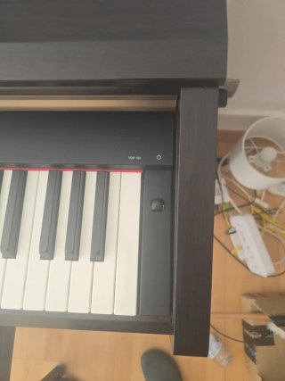 Piano Yamaha Arius YDP-181 Negro + Silla