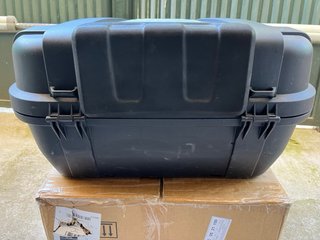 Maleta Kappa KGR52 Negra/Plata Touring