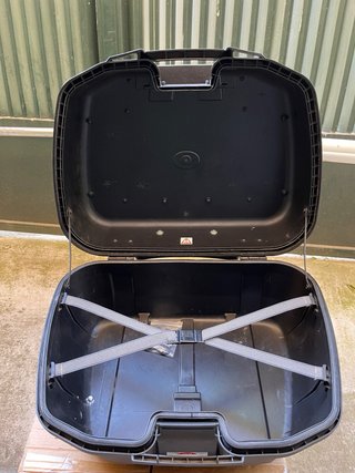 Maleta Kappa KGR52 Negra/Plata Touring