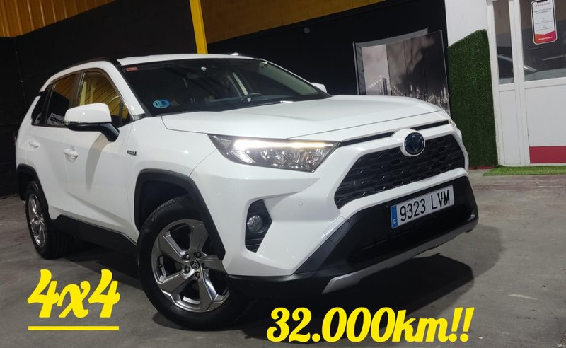 Toyota RAV4 2.5l 220H Advance 4WD (2022) 2022