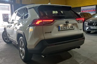 Toyota RAV4 220h Hibrido, selector 4x4. NEGOCIABLE