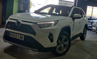 Toyota RAV4 220h Hibrido, selector 4x4. NEGOCIABLE