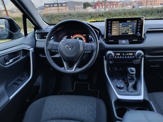 Toyota RAV4 220h Hibrido, selector 4x4. NEGOCIABLE