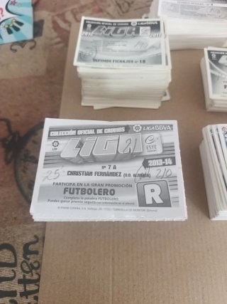 Lote Variado 840 Cromos Liga Este  diferentes Años