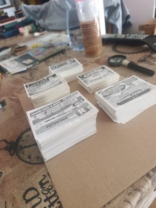 Lote Variado 840 Cromos Liga Este  diferentes Años