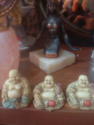 Tris buddha