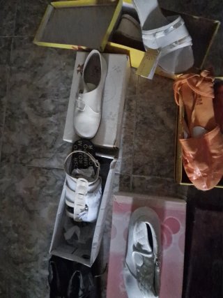 Lote Zapatos Variados Negro y Multicolor Muchos mo
