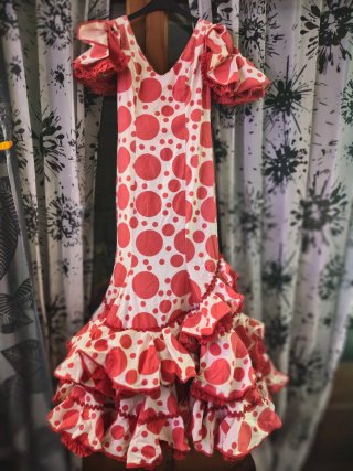 Traje de flamenca rojo y blanco