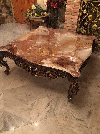 Mesa marmol rosa
