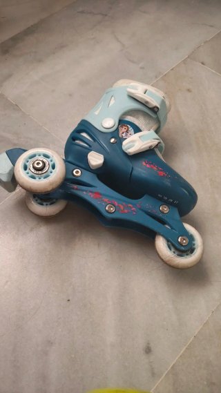 Patines Frozen convertibles + protecciones