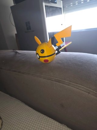 Poké Ball Pikachu