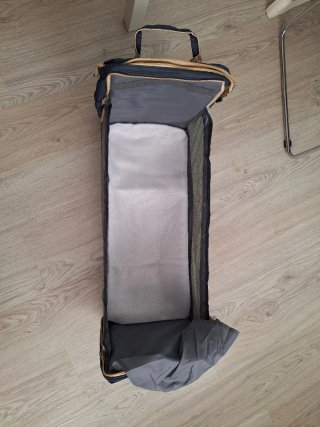 Bolso cambiador convertible en cuna sin uso