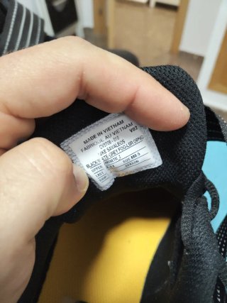 Nike Savaleos talla 42 (8.5 pulgadas)