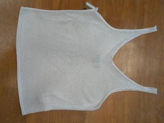 Blusa plateada brillante