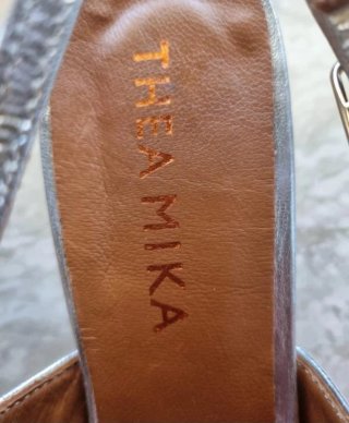Décolleté Thea Mika Argento e Rosa