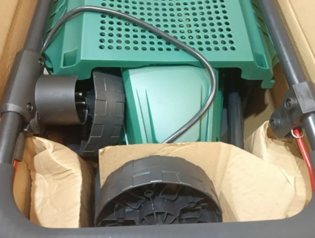 Cortacésped Eléctrico PARKSIDE 1200W