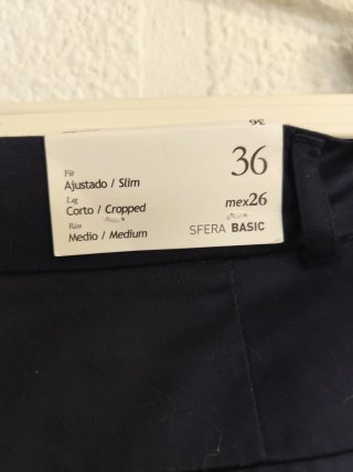 Pantalones chinos azul marino Sfera talla S/36