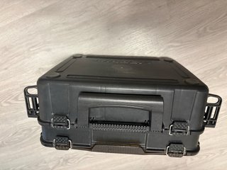 Maleta de pesca Versus VS 3080