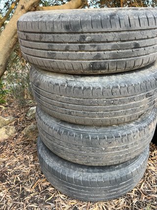 Llantas de aluminio Renault 4 tornillos ( 15 )