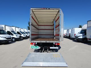 FIAT Ducato 2.3 CHASIS CAJA CERRADA CON TRAMPILLA