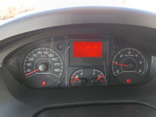 FIAT Ducato 2.3 CHASIS CAJA CERRADA CON TRAMPILLA