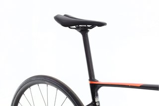 Bicicleta Giant Defy 1 Di2 12V t.54 Reacondicionada