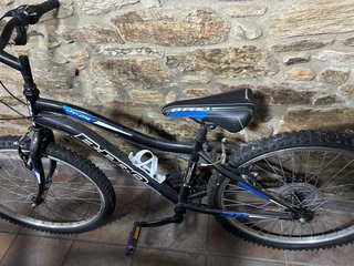 Bicicleta B-PRO 24 Negro/Azul