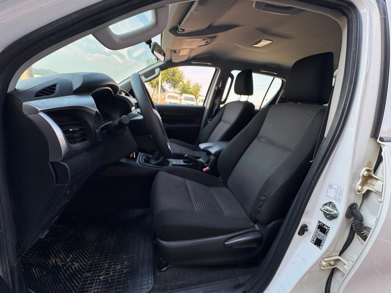 Toyota Hilux 2022, foto 4