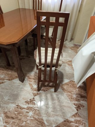 Mesa de comedor y 6 sillas