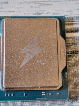 CPU 10729 12th Gen LGA1700 Unlocked + Kit de monta