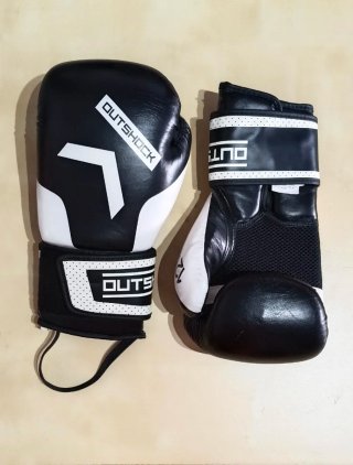 Guantes de boxeo Outshock, 12oz