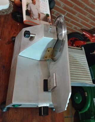 Cortadora de Fiambre ! MOBBA