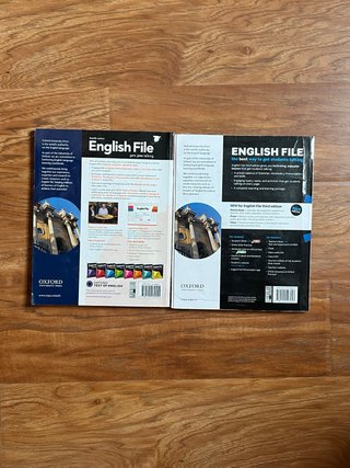 Libro de inglés english file B2.2 A2 B1 students