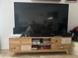 Mueble TV madera y metal. Precio de compra 700 €