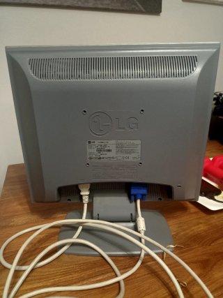 Monitor LG Flatron L1715S Plata