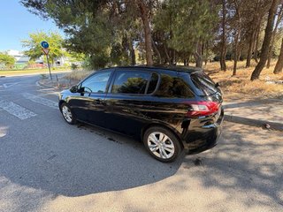 Peugeot 308 2016