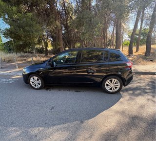 Peugeot 308 2016