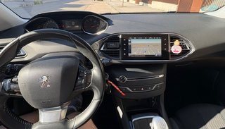 Peugeot 308 2016