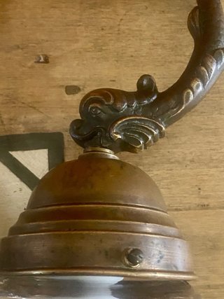 Aplique antiguo modernista delfin .