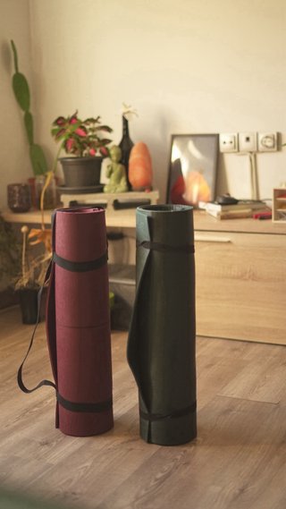 2 Esterillas de Yoga (Burdeos y Verde)