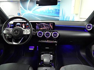 Mercedes-Benz Clase A200 163CV AMG Line
