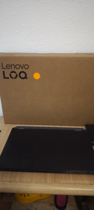 Lenovo LOQ 15 RTX 4050 Intel i5 24GB