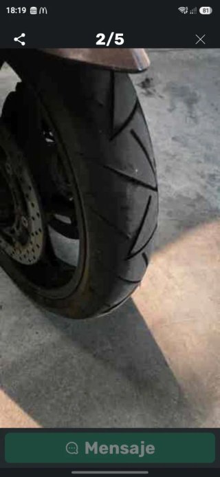 Motocicleta Naked Negra