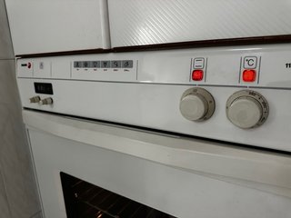 Horno eléctrico FAGOR con 3 bandejas