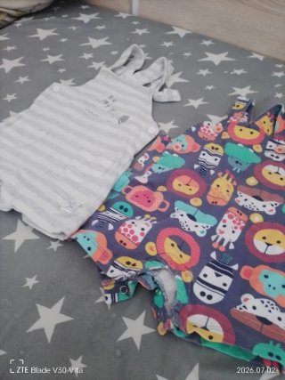 Petos bebé 6-9 meses + camiseta regalo